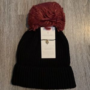 Eco Friendly Knit Hat + bracelet